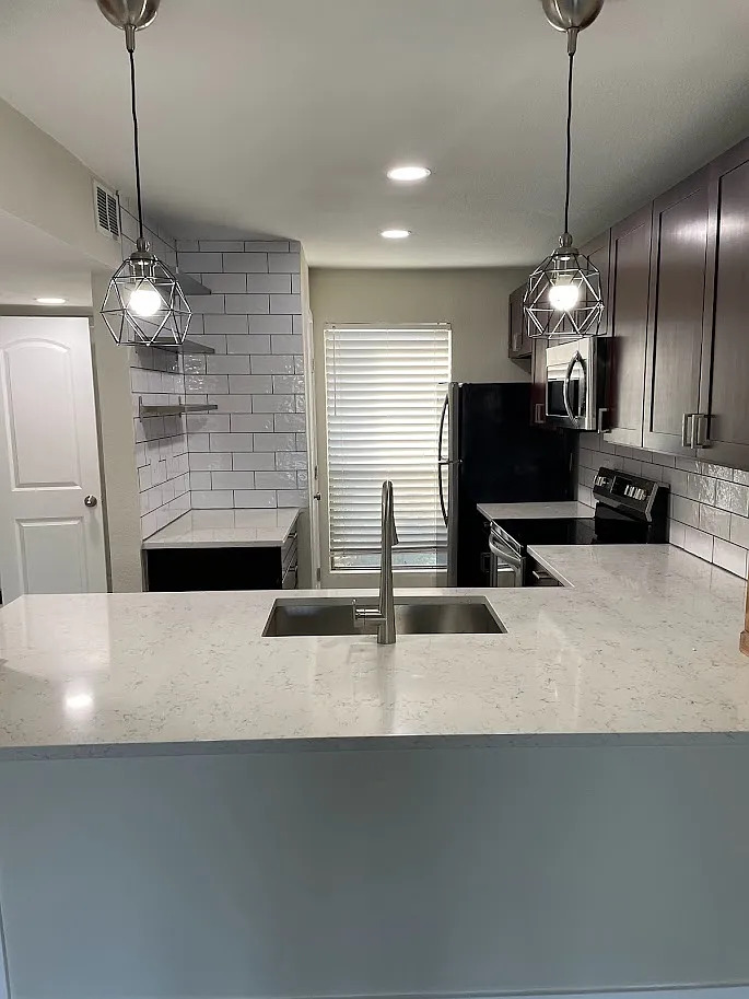 2018 W Rundberg Ln, Unit 16C