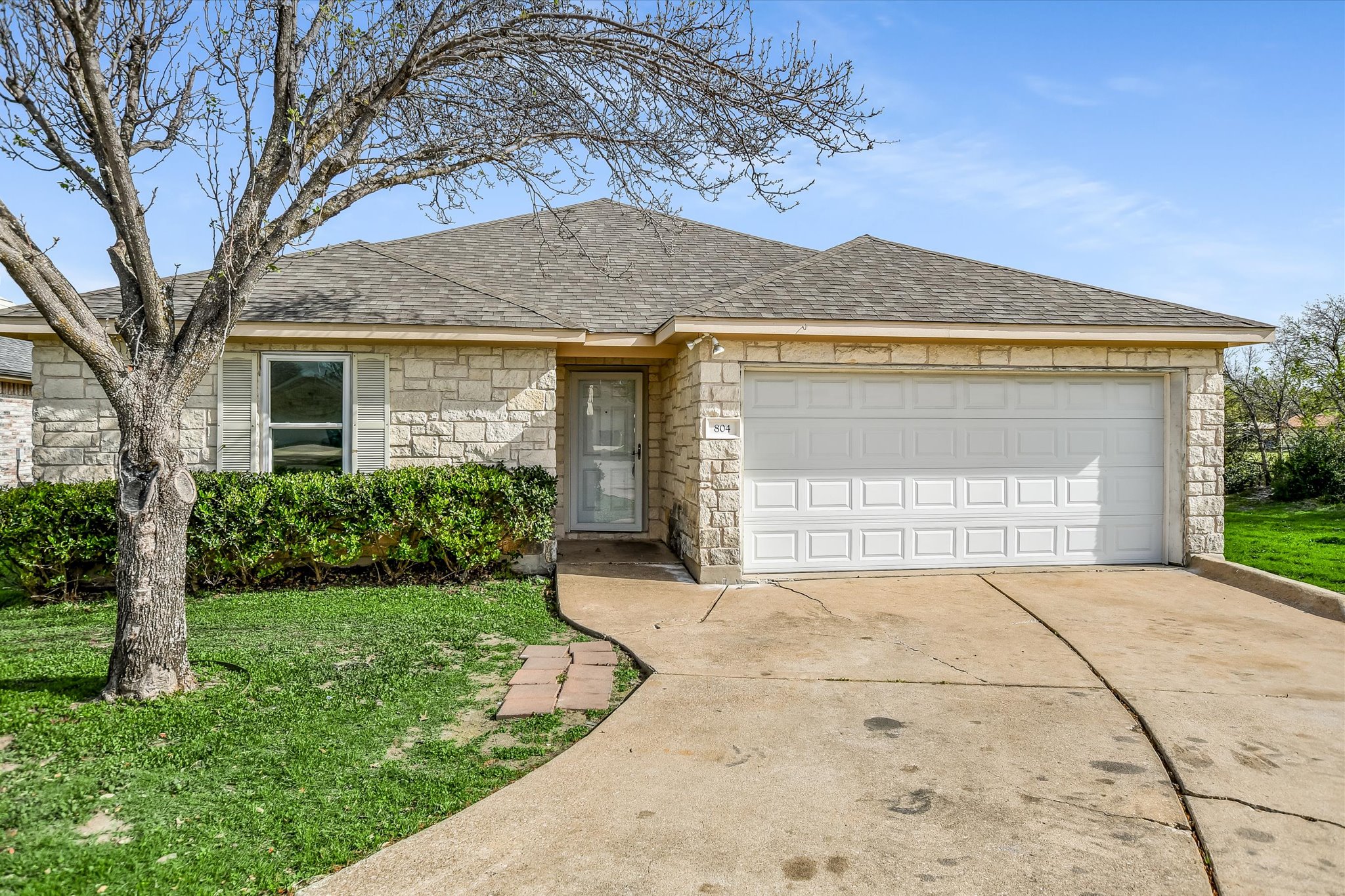 804 Sable Trail Ct
